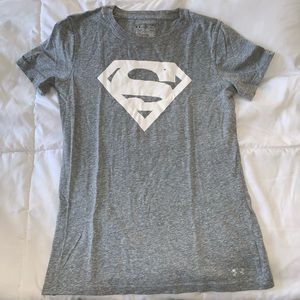 Superman under armour T-shirt